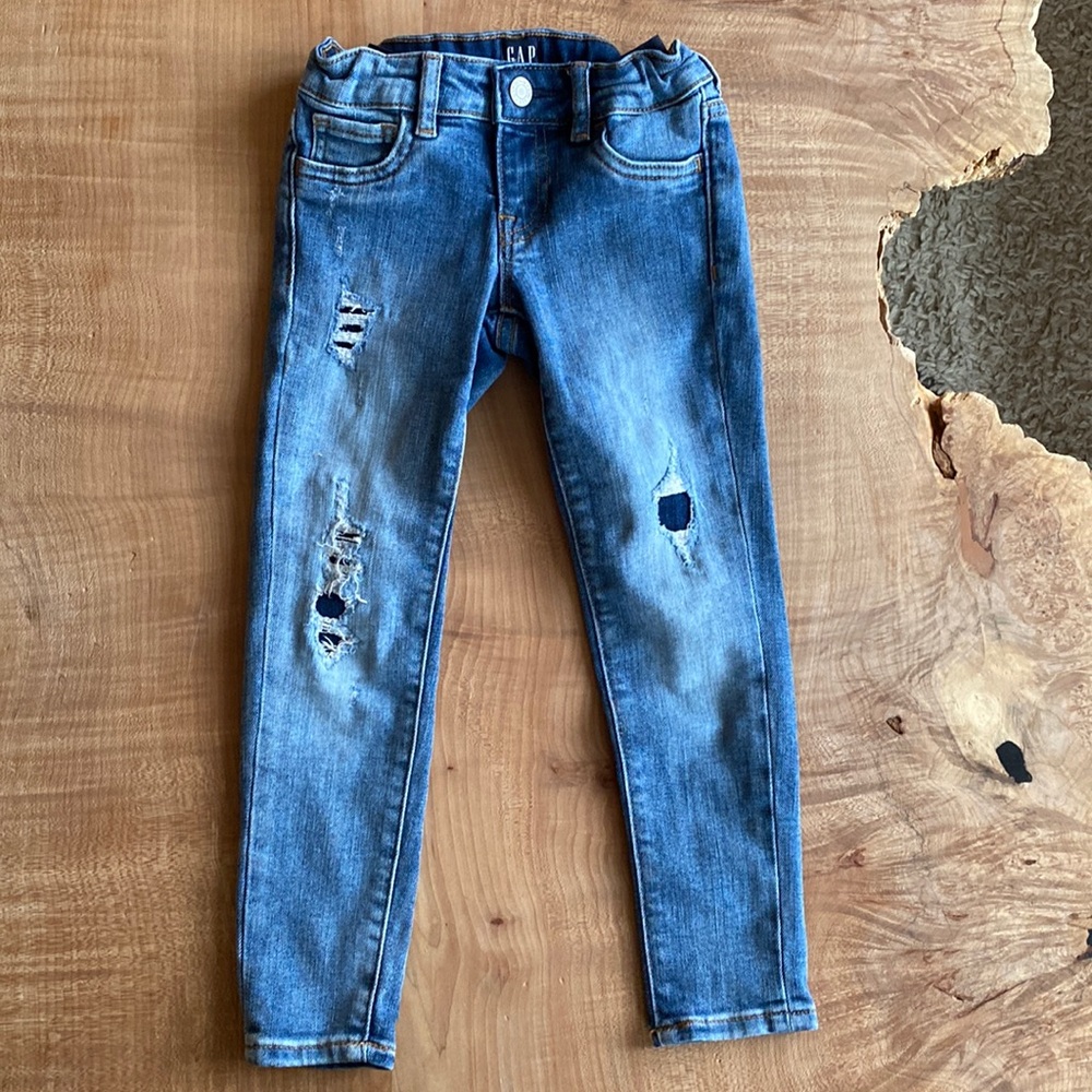 Gap kids jeans size 5 years